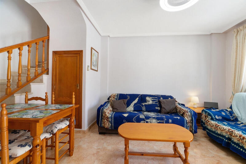 2 slaapkamer Gezinswoning Te koop