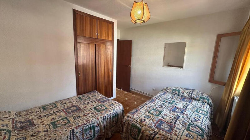 3 bedroom Townhouse for sale