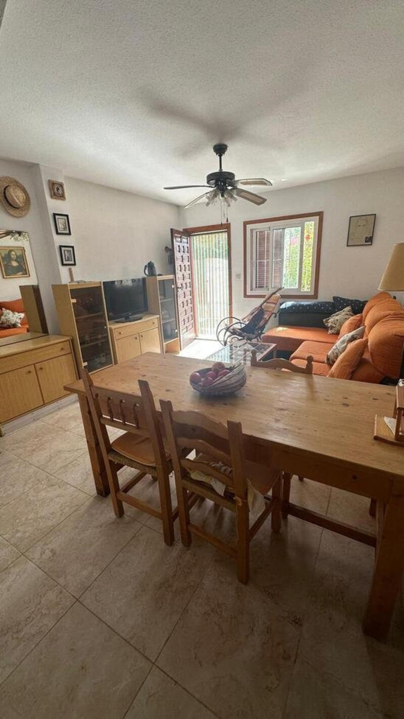 3 bedroom Townhouse for sale