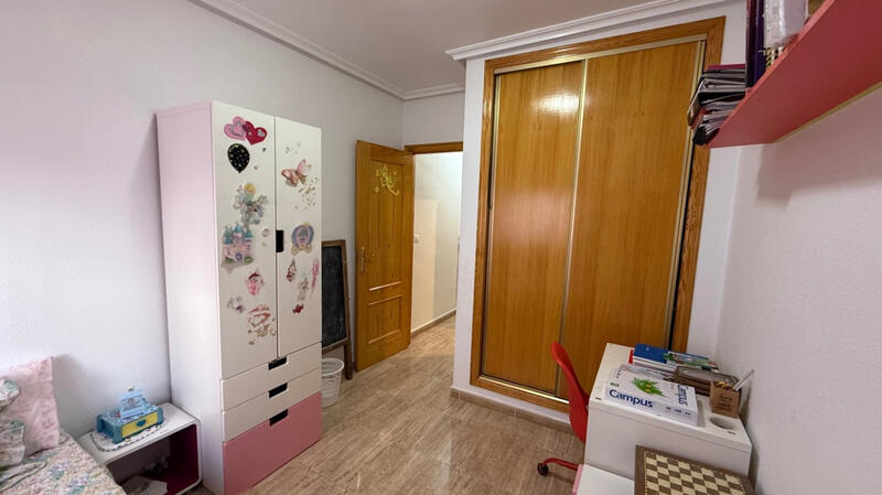 3 slaapkamer Appartement Te koop