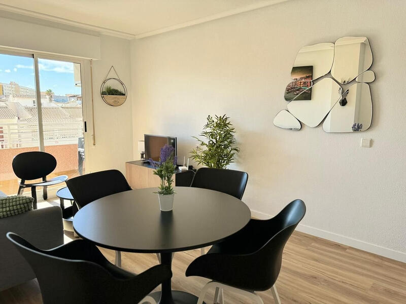 2 slaapkamer Appartement Te koop