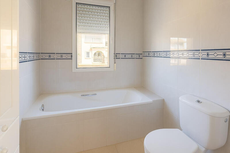 2 slaapkamer Tweezijdig Te koop
