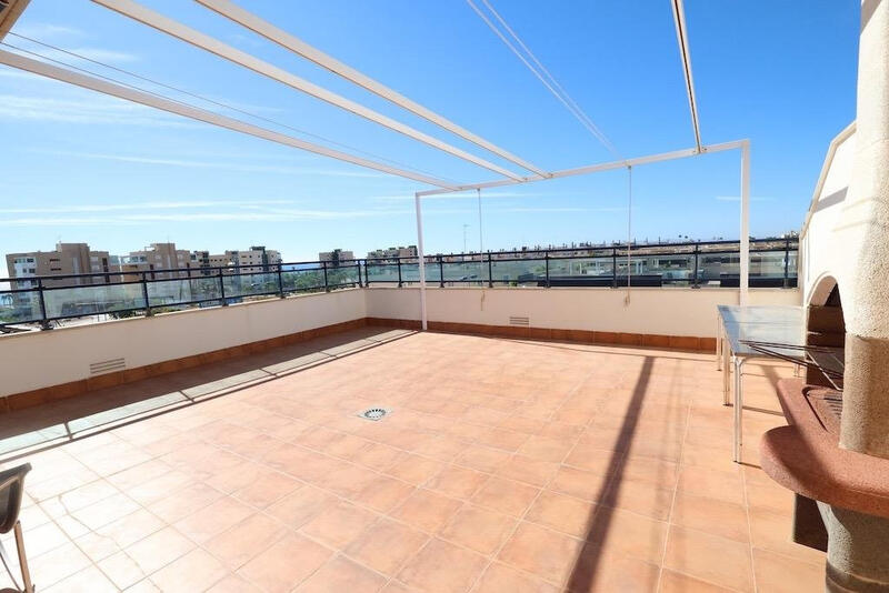 2 slaapkamer Appartement Te koop