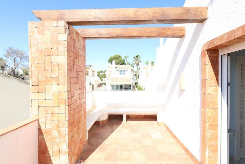 4 Cuarto Villa en venta