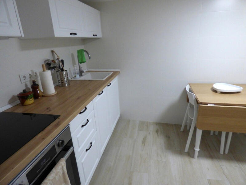 4 slaapkamer Gezinswoning Te koop