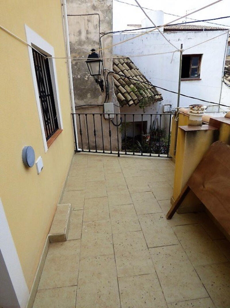 4 slaapkamer Gezinswoning Te koop