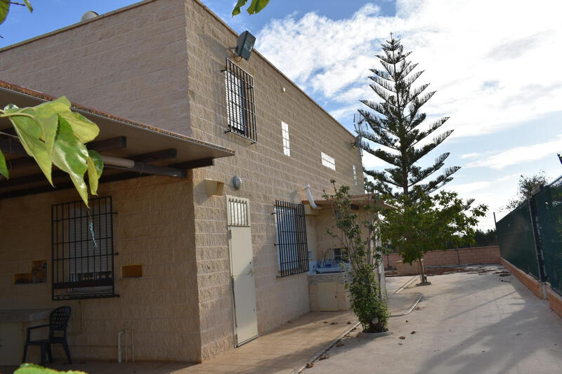 2 bedroom Country House for sale