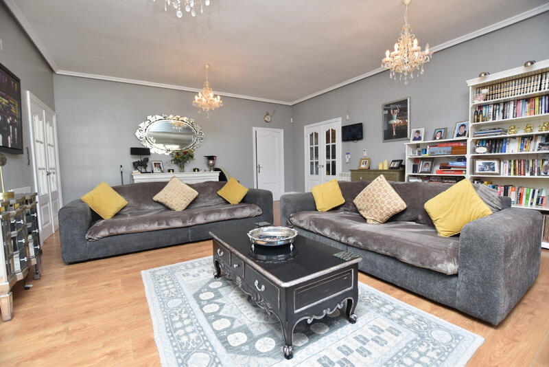 6 Cuarto Casa de Campo en venta 6 Cuarto Casa de Campo en venta