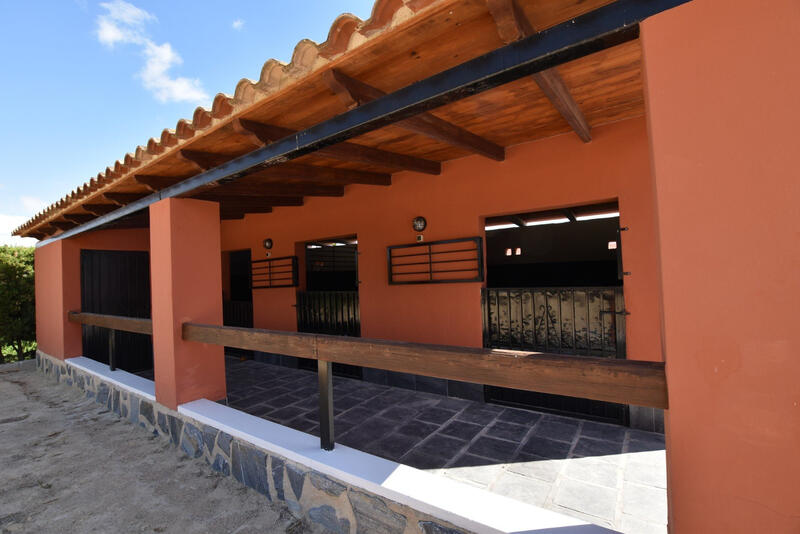 6 Cuarto Casa de Campo en venta 6 Cuarto Casa de Campo en venta