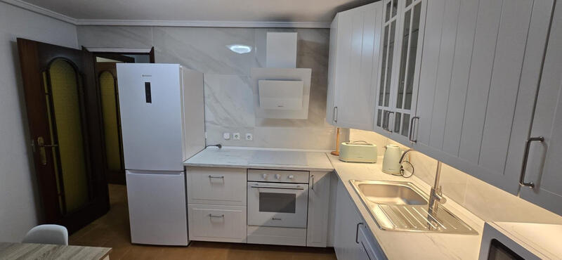 4 slaapkamer Appartement Te koop