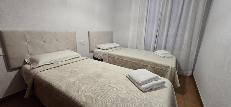 4 slaapkamer Appartement Te koop