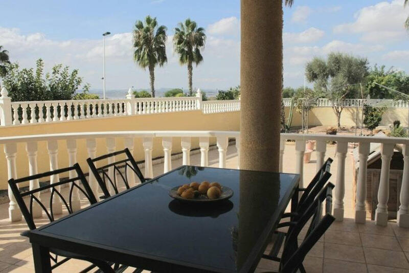 6 Cuarto Villa en venta