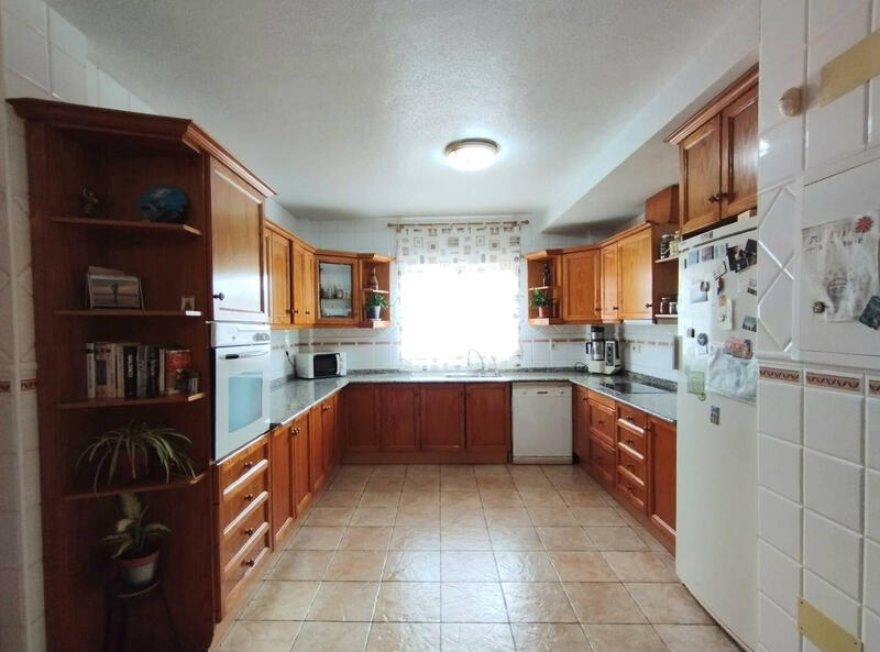 6 Cuarto Villa en venta