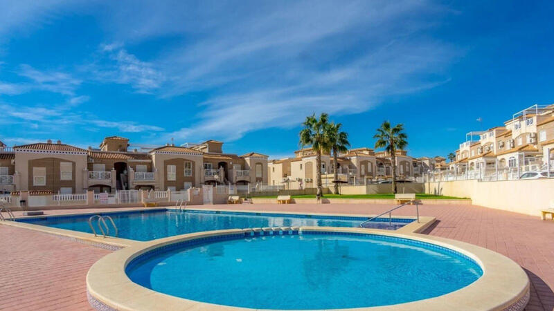 Townhouse for sale in Torrevieja, Alicante