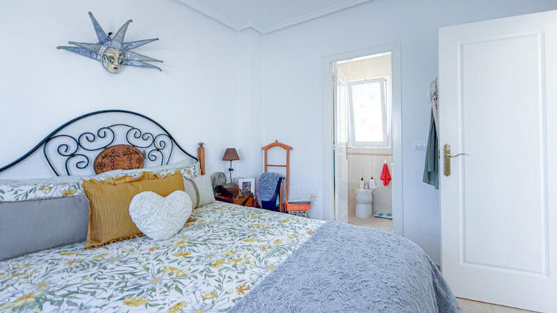 3 soverom Rekkehus til salgs 3 soverom Rekkehus til salgs