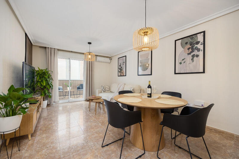 1 slaapkamer Appartement Te koop