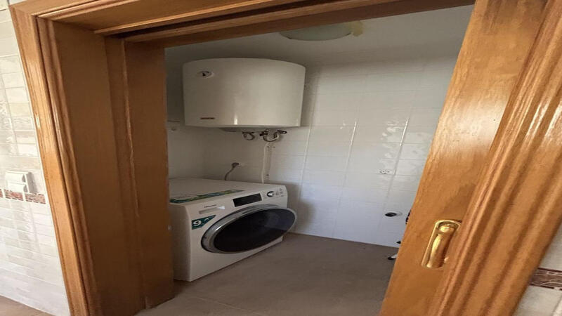 2 sovrum Radhus till salu