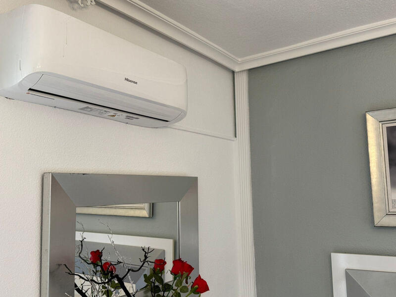 2 slaapkamer Gezinswoning Te koop