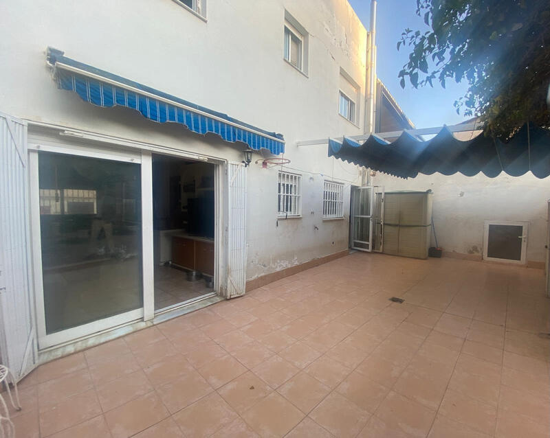 4 slaapkamer Villa Te koop