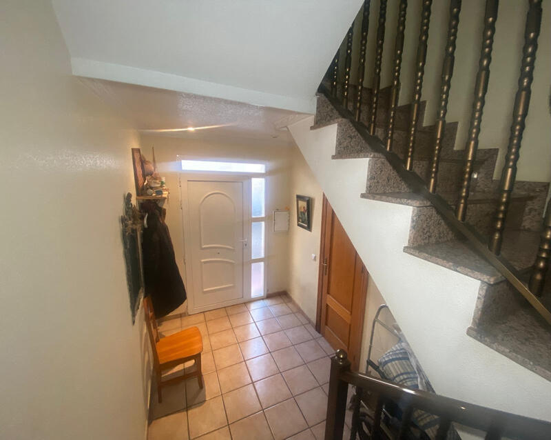 4 slaapkamer Villa Te koop