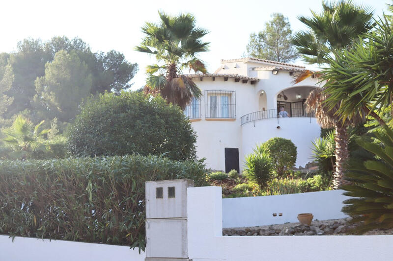 2 Cuarto Villa en venta