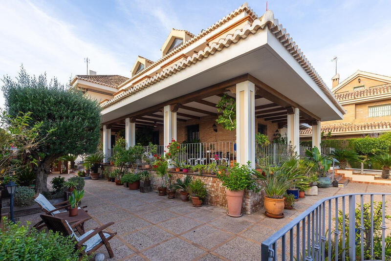 7 slaapkamer Villa Te koop