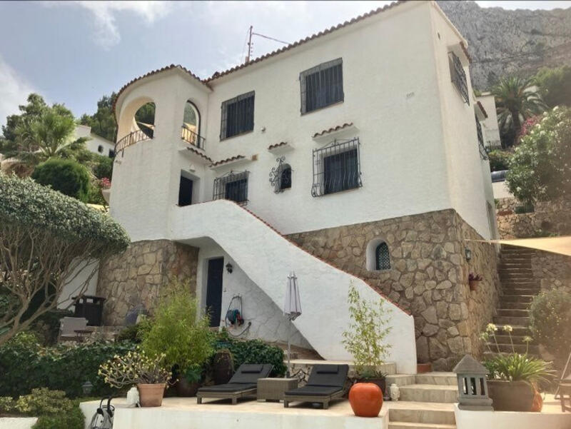 4 Cuarto Villa en venta