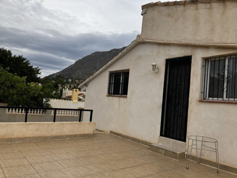 8 bedroom Villa for sale
