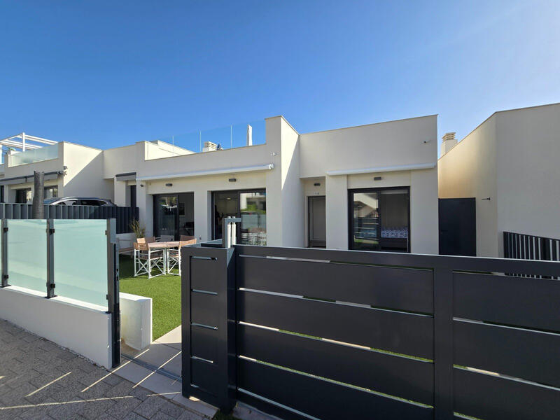 3 slaapkamer Villa Te koop