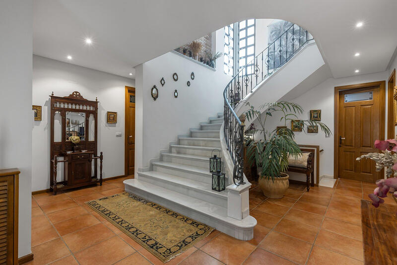 6 slaapkamer Villa Te koop