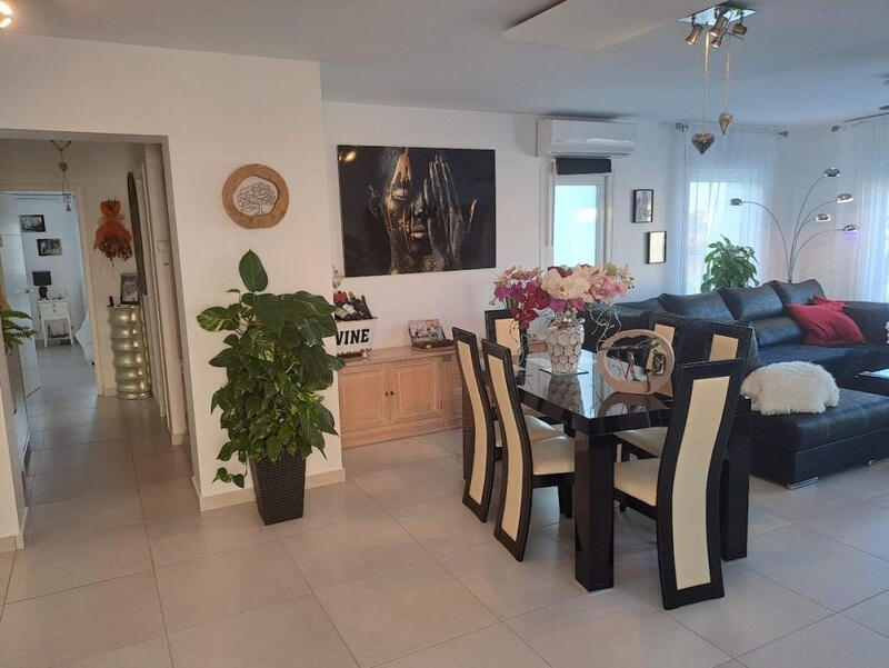 6 Schlafzimmer Villa zu verkaufen