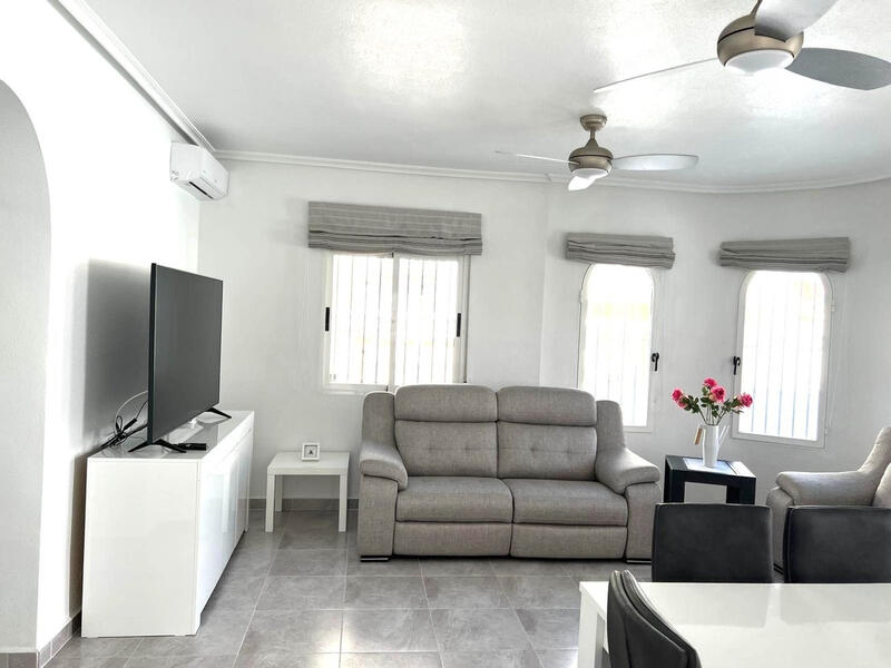 2 bedroom Villa for sale