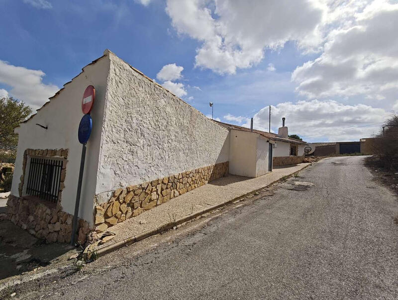 4 chambre Auberge à vendre