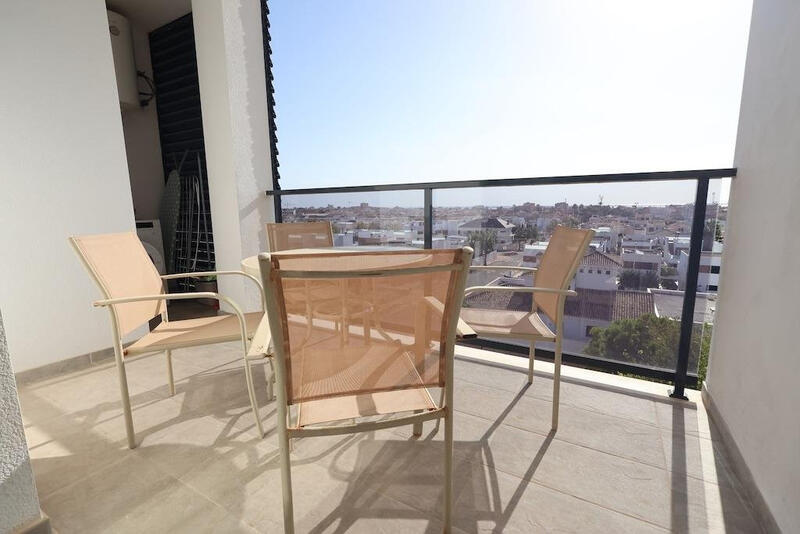 2 slaapkamer Appartement Te koop