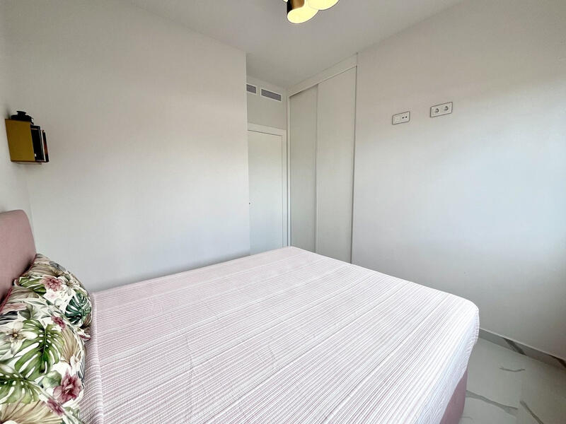 2 slaapkamer Appartement Te koop