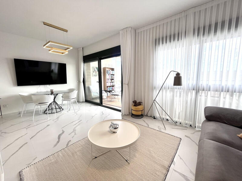 2 slaapkamer Appartement Te koop