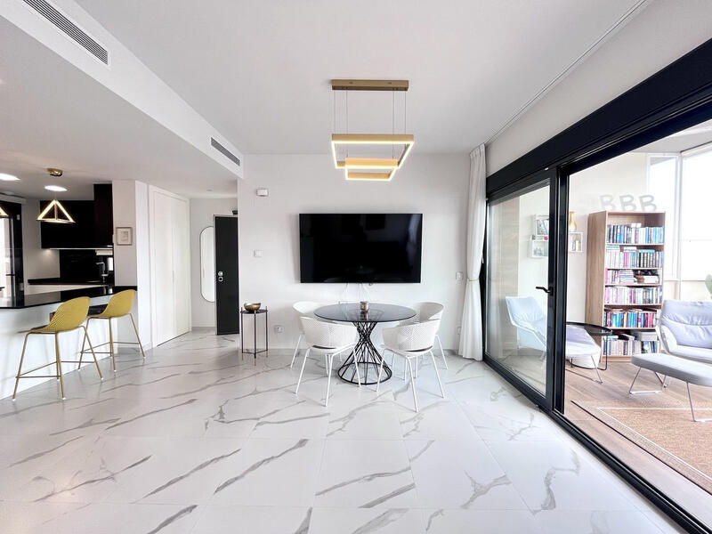 2 slaapkamer Appartement Te koop