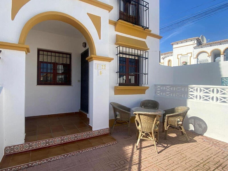 Apartment for sale in Villamartin, Alicante