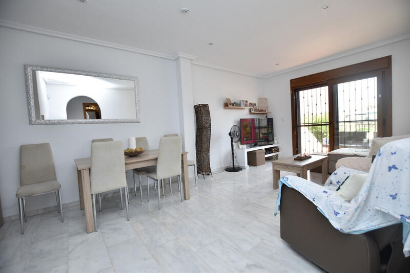 3 bedroom Townhouse for sale