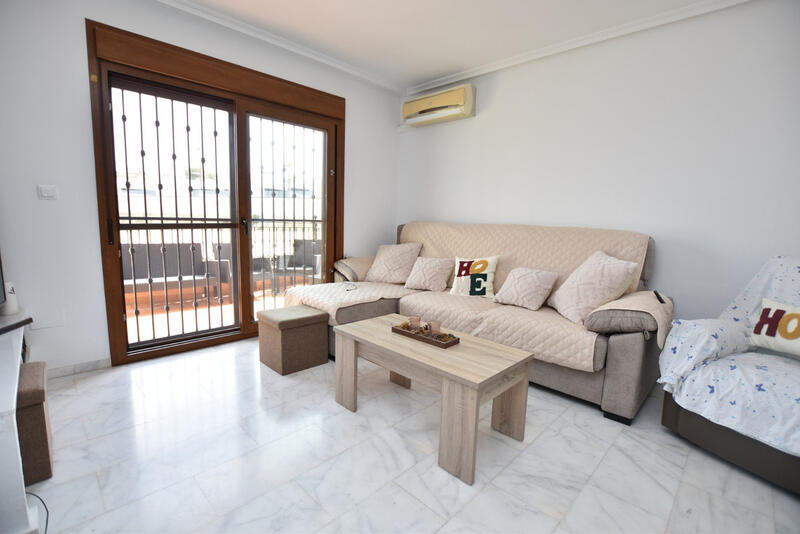 3 bedroom Townhouse for sale