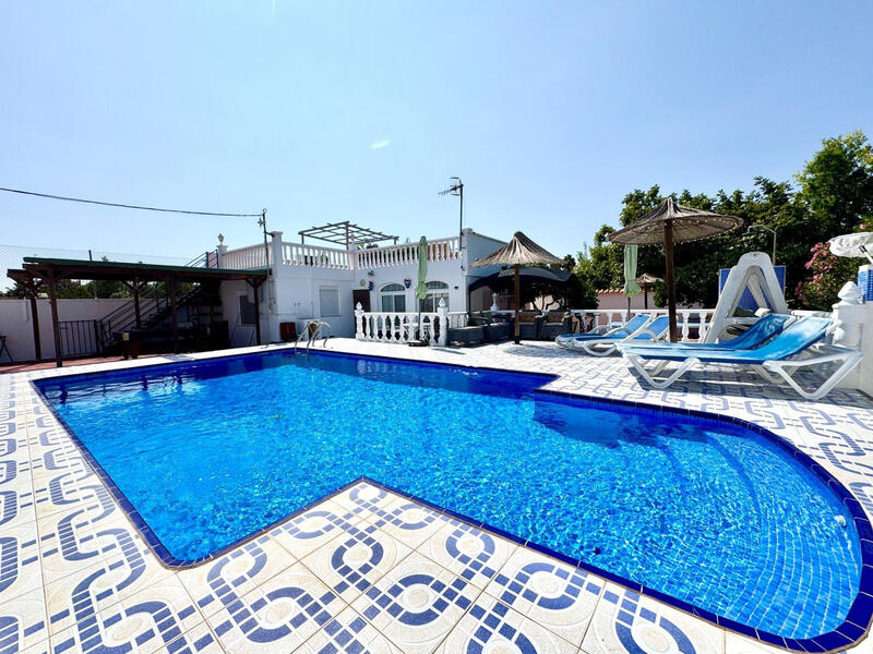 7 slaapkamer Villa Te koop