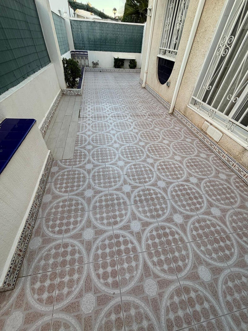 Villa zu verkaufen in Torrevieja, Alicante