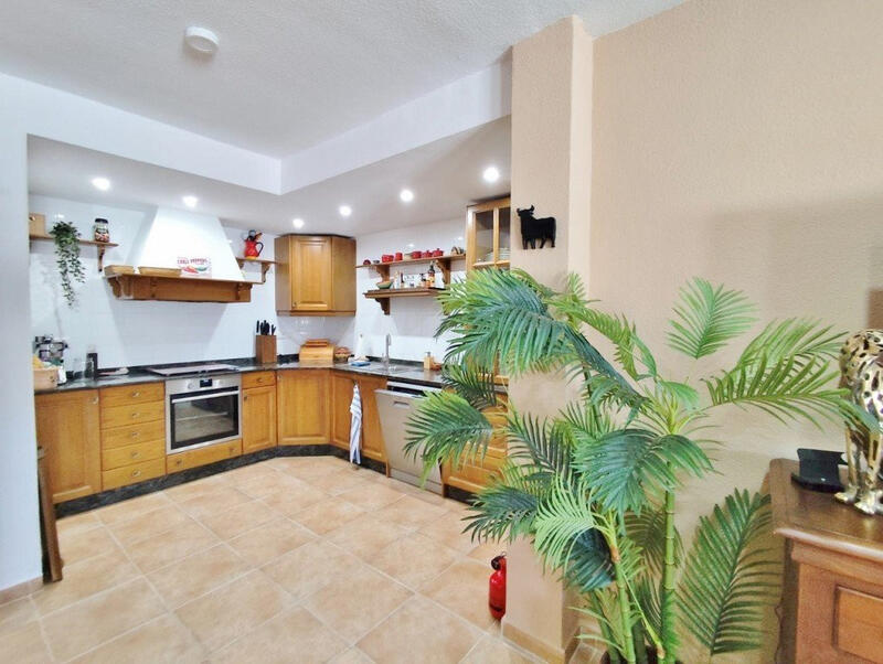 4 slaapkamer Villa Te koop