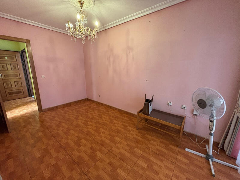 2 спальная комната квартира продается