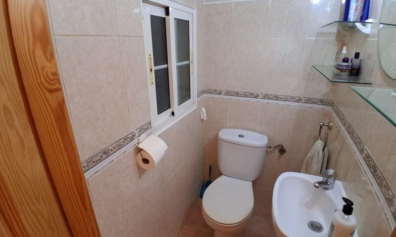 2 slaapkamer Tweezijdig Te koop 2 slaapkamer Tweezijdig Te koop