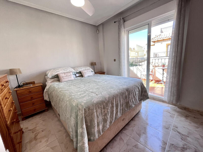 2 Schlafzimmer Stadthaus zu verkaufen 2 Schlafzimmer Stadthaus zu verkaufen