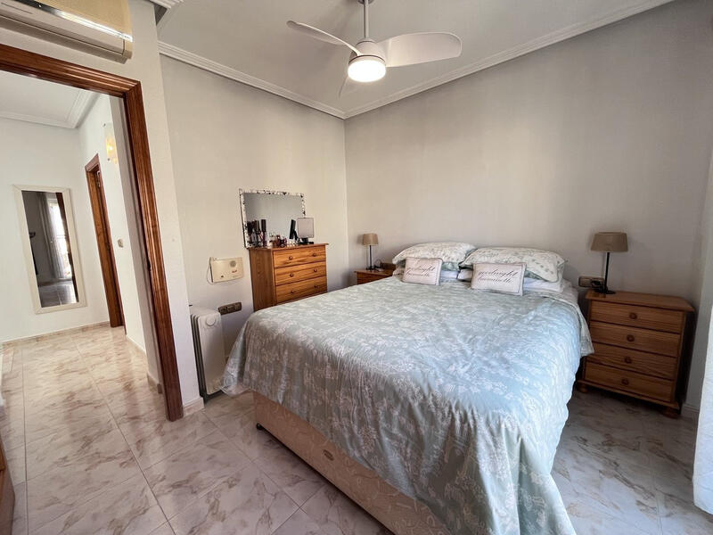 2 Schlafzimmer Stadthaus zu verkaufen 2 Schlafzimmer Stadthaus zu verkaufen