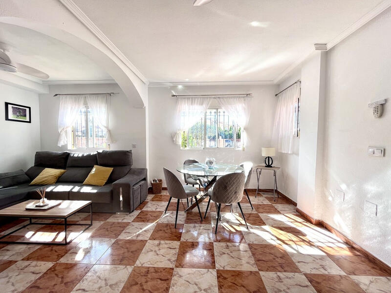2 Schlafzimmer Stadthaus zu verkaufen 2 Schlafzimmer Stadthaus zu verkaufen