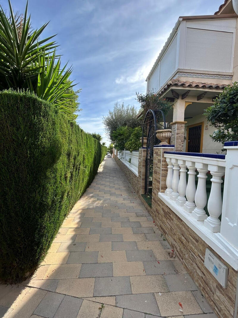 2 bedroom Duplex for sale 2 bedroom Duplex for sale