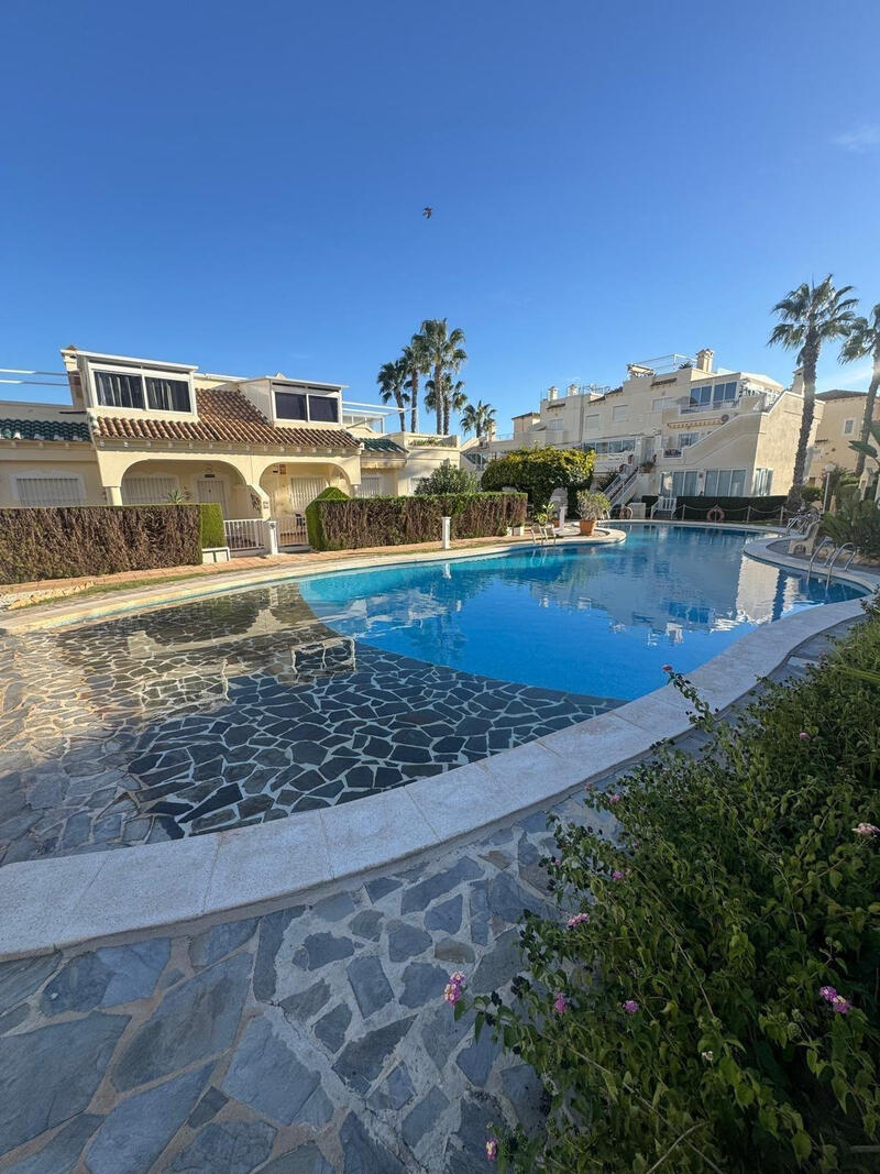 Apartment for sale in Orihuela Costa, Alicante Apartment for sale in Orihuela Costa, Alicante